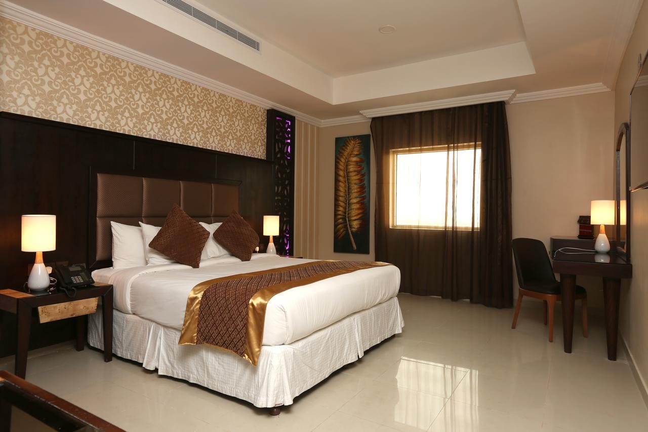 Park Jizan Hotel Buitenkant foto
